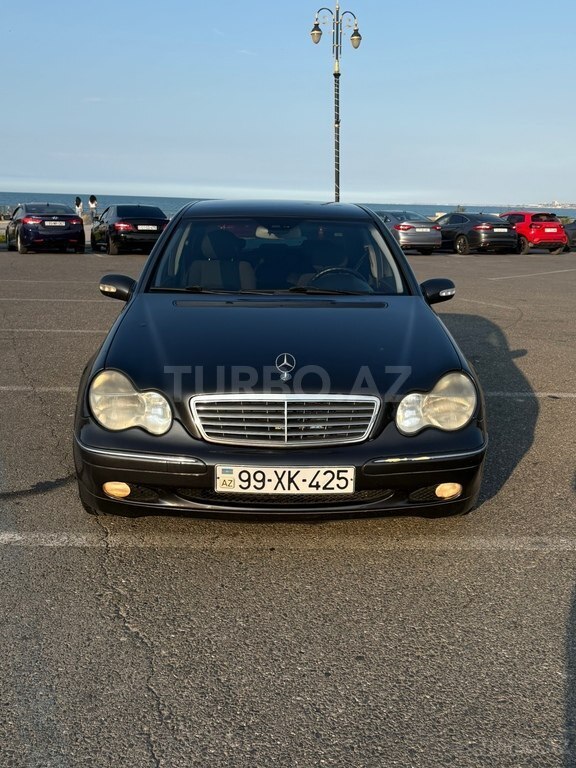 Mercedes C 240