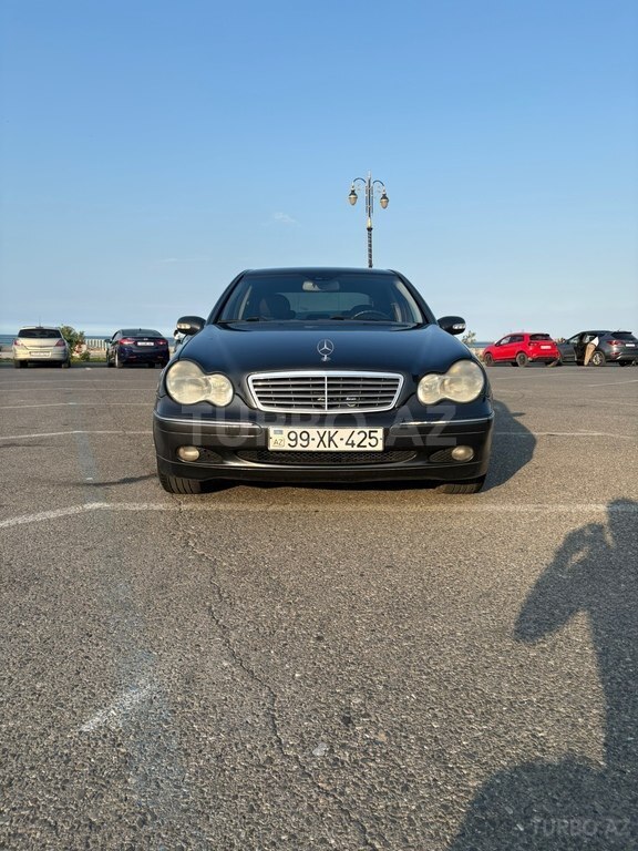 Mercedes C 240