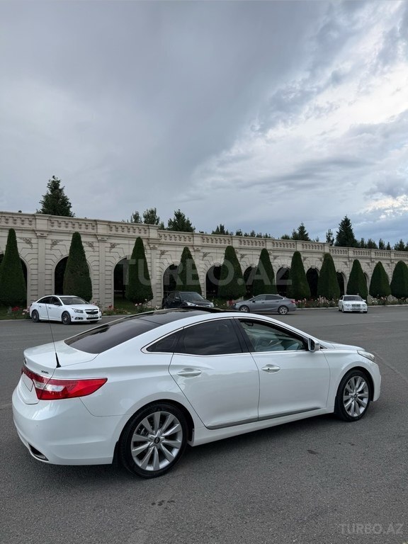 Hyundai Grandeur