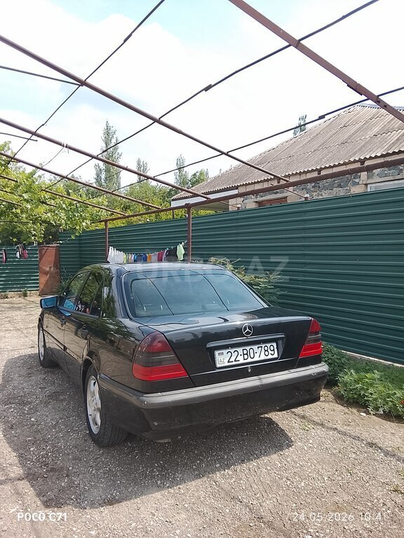 Mercedes C 230