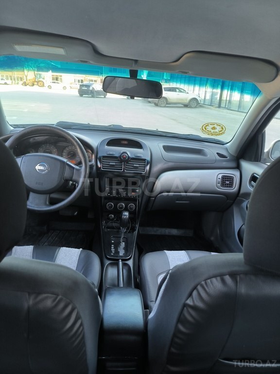Nissan Sunny