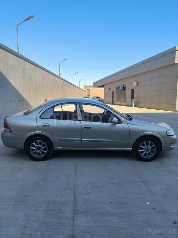 Nissan Sunny