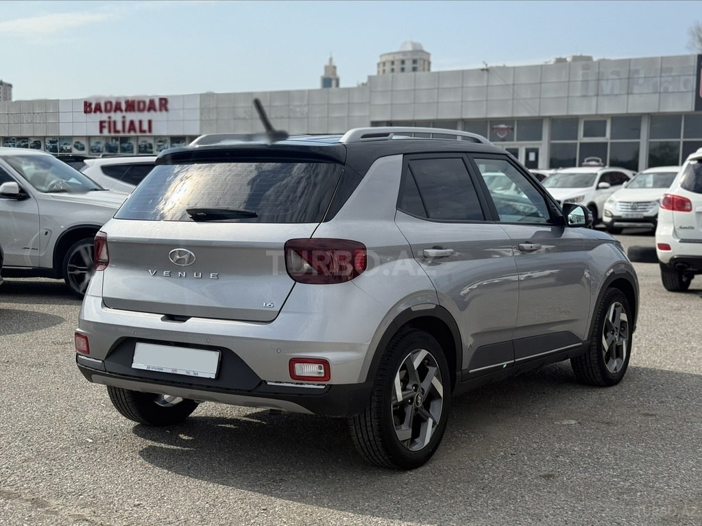 Hyundai Venue