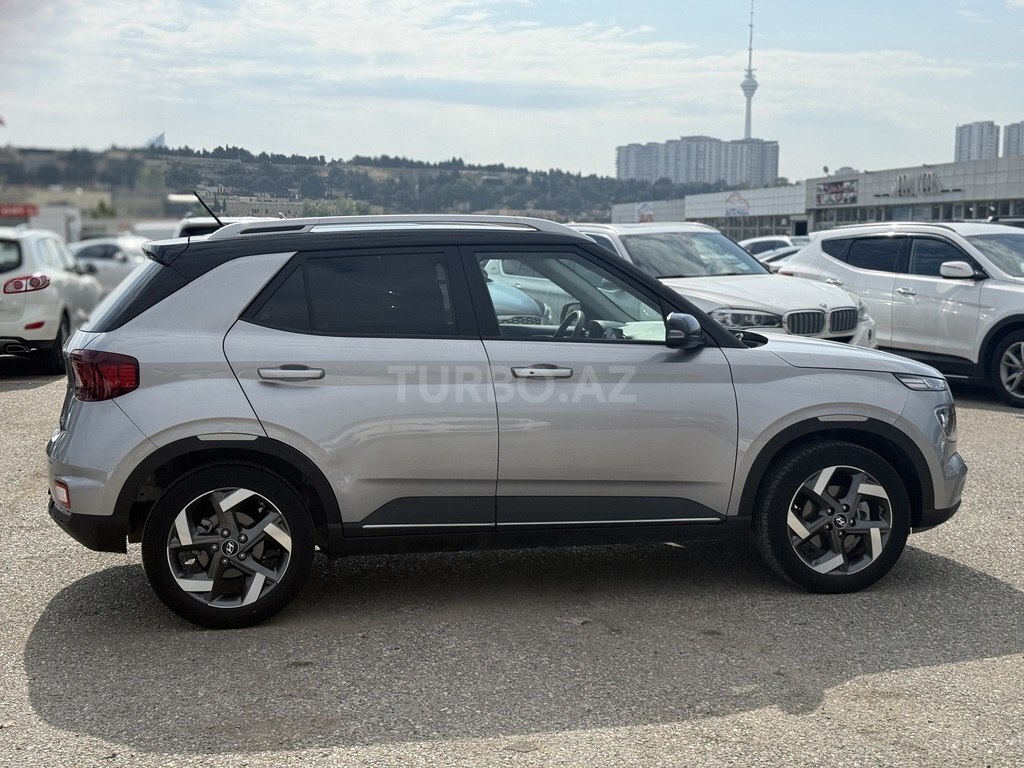 Hyundai Venue