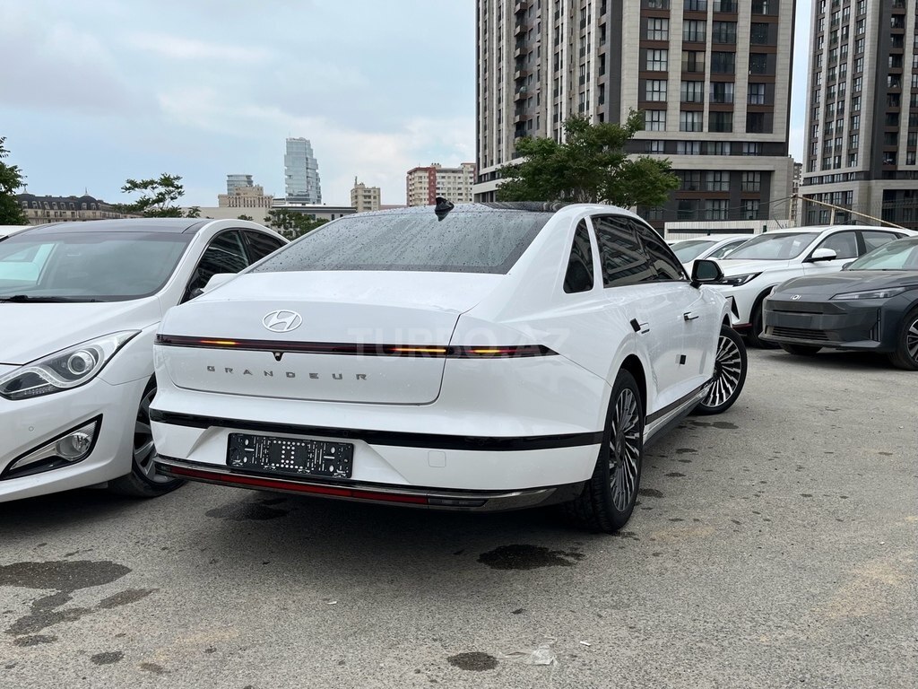 Hyundai Grandeur