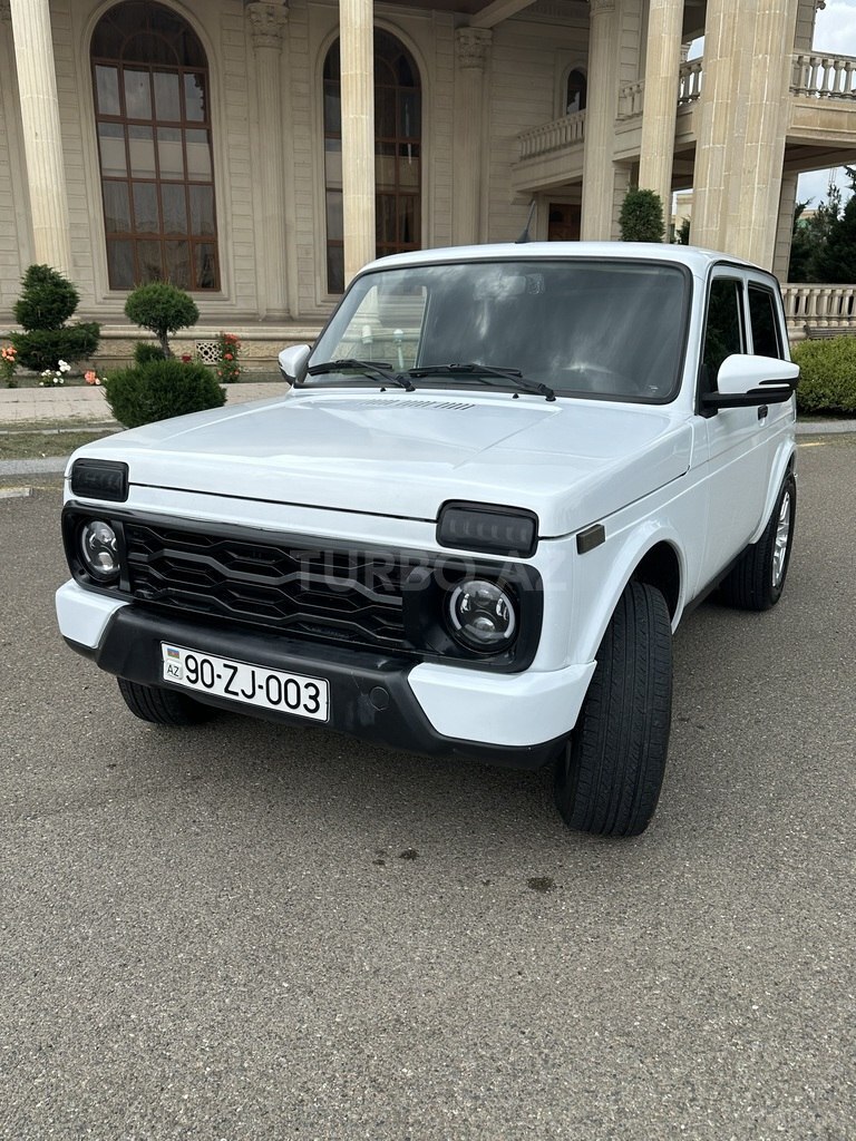 LADA (VAZ) Niva