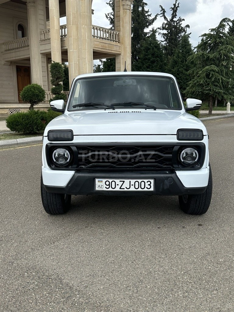 LADA (VAZ) Niva
