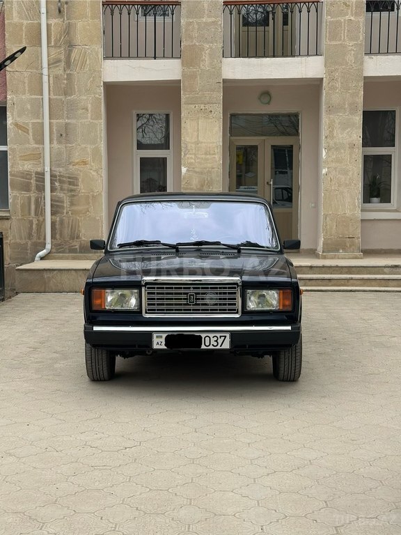 LADA (VAZ) 2107