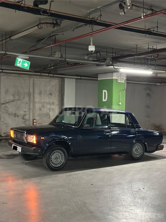 LADA (VAZ) 2107
