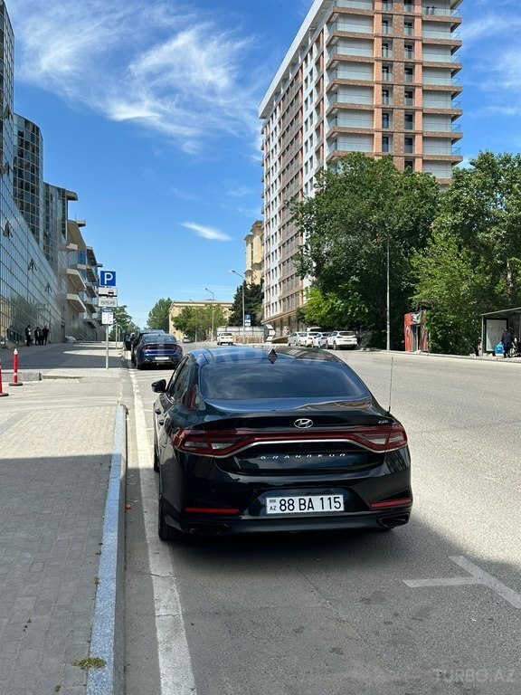 Hyundai Grandeur