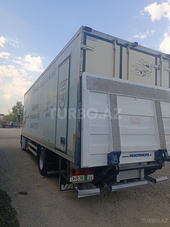 Mercedes Axor 1829
