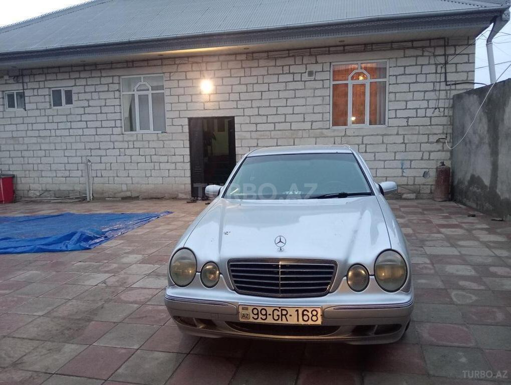Mercedes C 240
