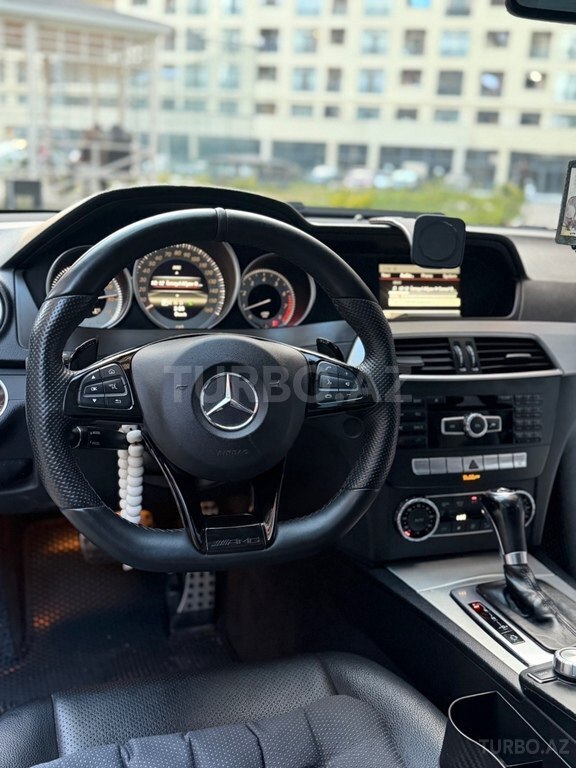 Mercedes C 250