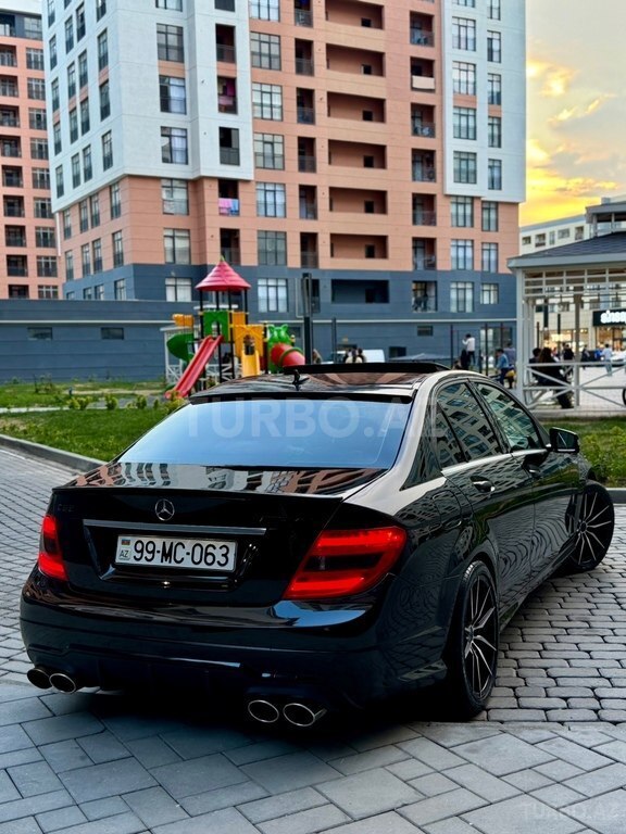 Mercedes C 250