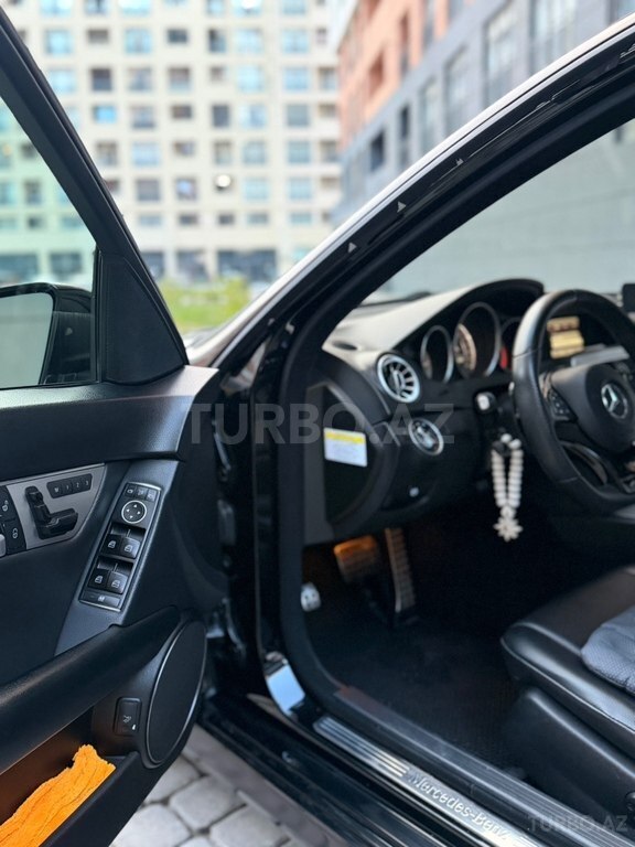 Mercedes C 250