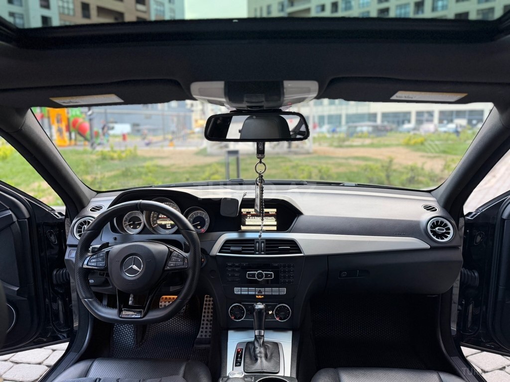 Mercedes C 250