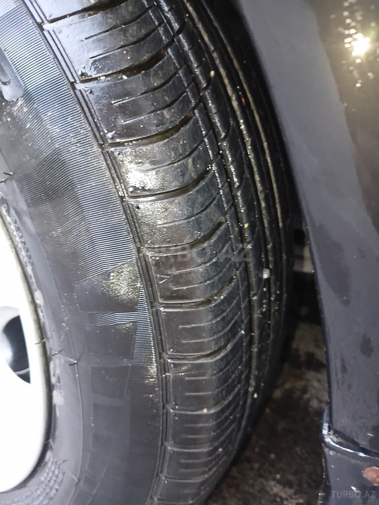 Mercedes C 200