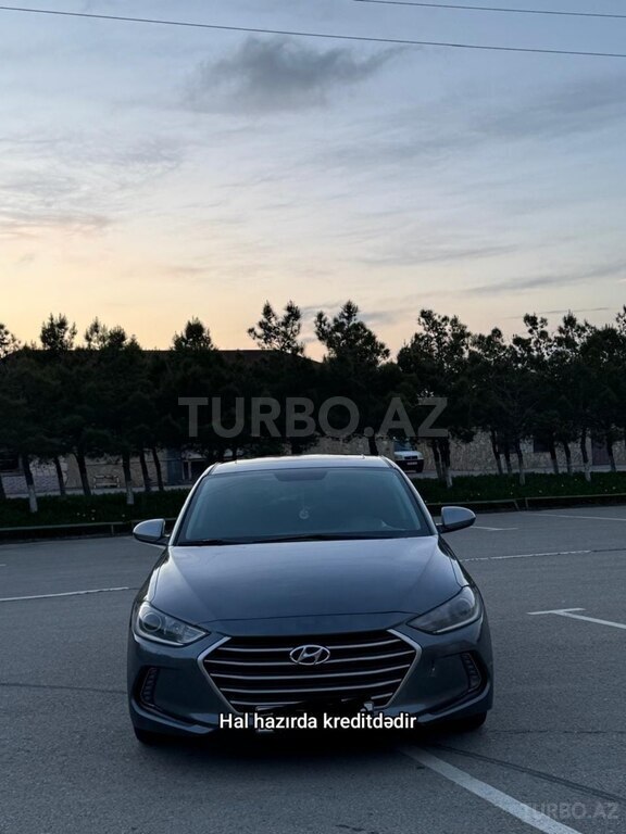 Hyundai Elantra