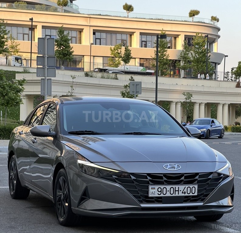 Hyundai Elantra