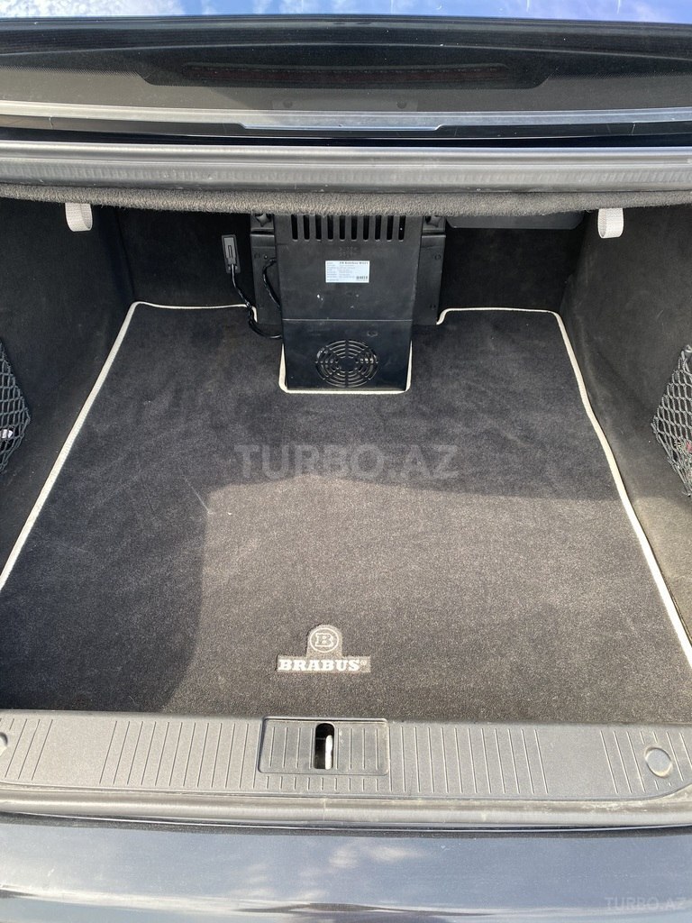 Mercedes S 500
