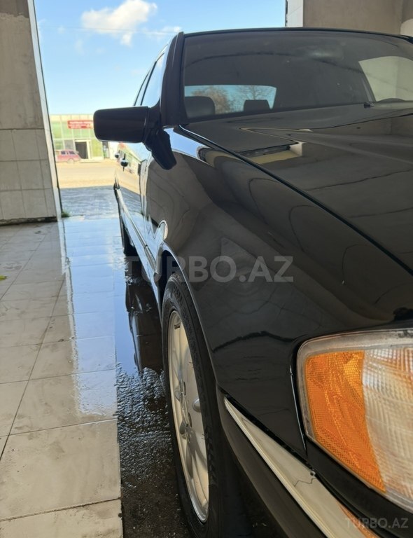Mercedes C 230