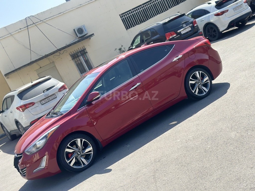 Hyundai Elantra