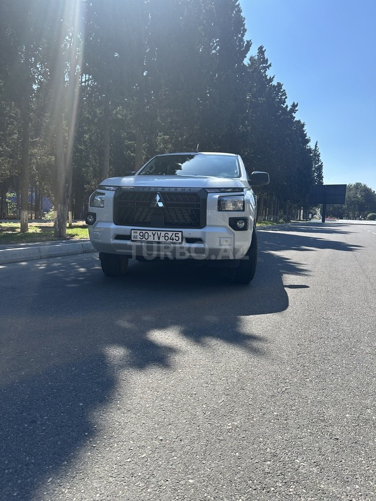 Mitsubishi L200