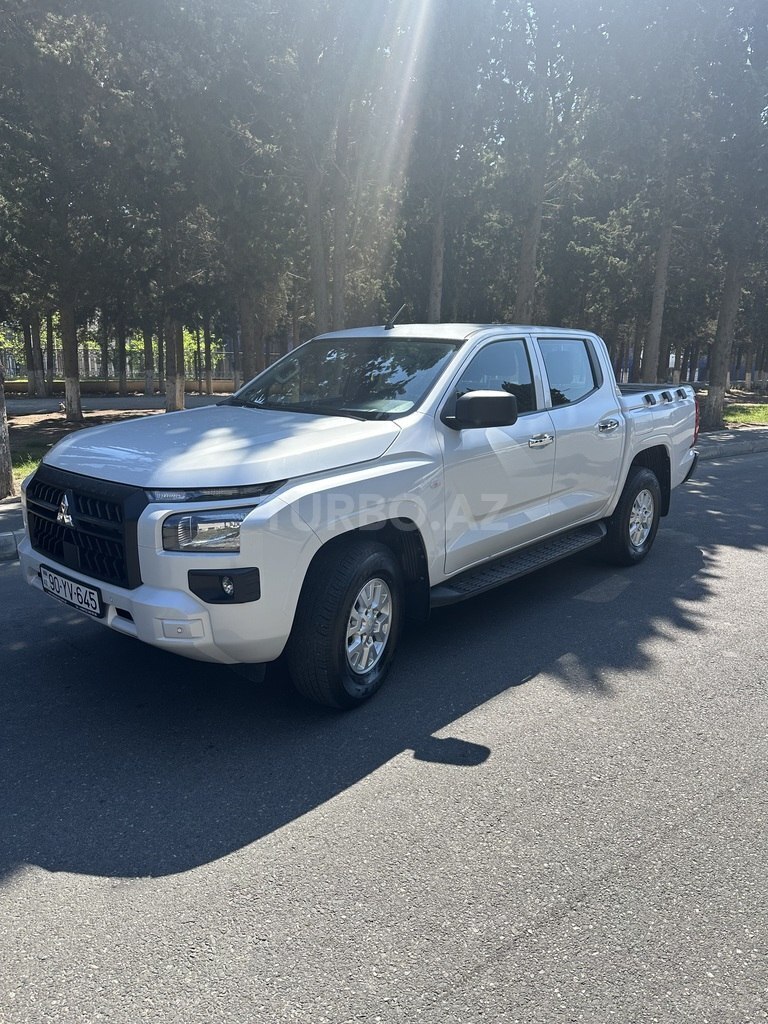 Mitsubishi L200