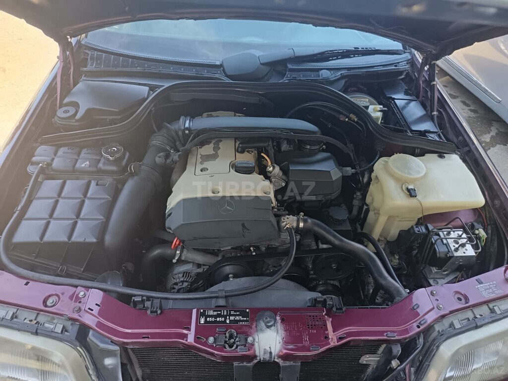 Mercedes C 180