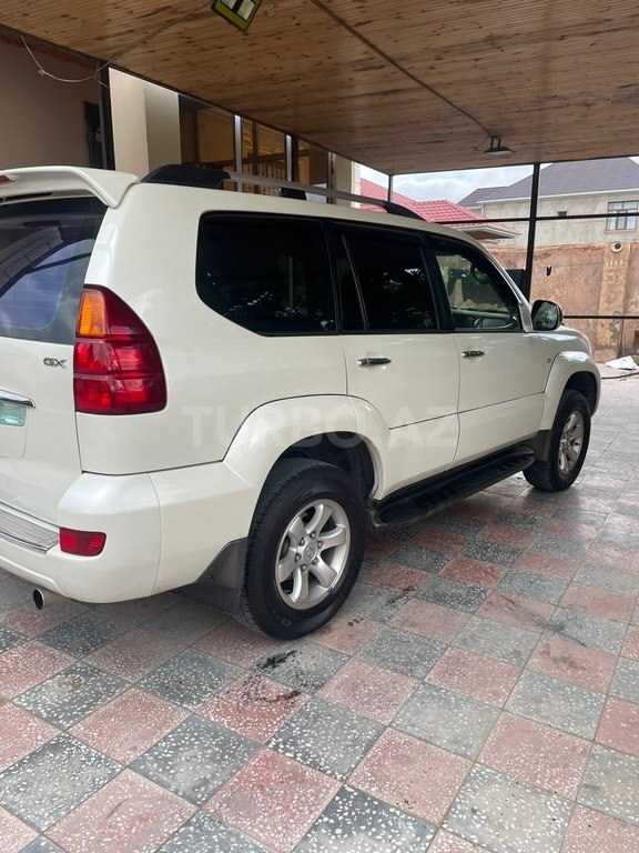 Toyota Land Cruiser Prado