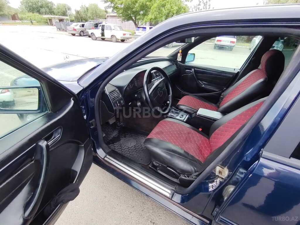 Mercedes C 180