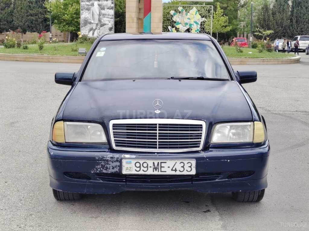 Mercedes C 180