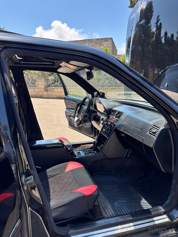 Mercedes C 230