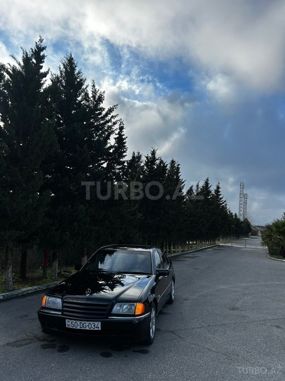 Mercedes C 230
