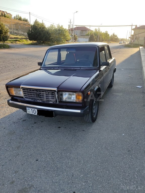 LADA (VAZ) 2107