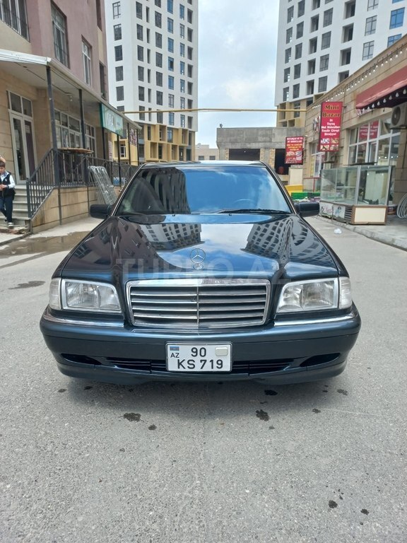 Mercedes C 240