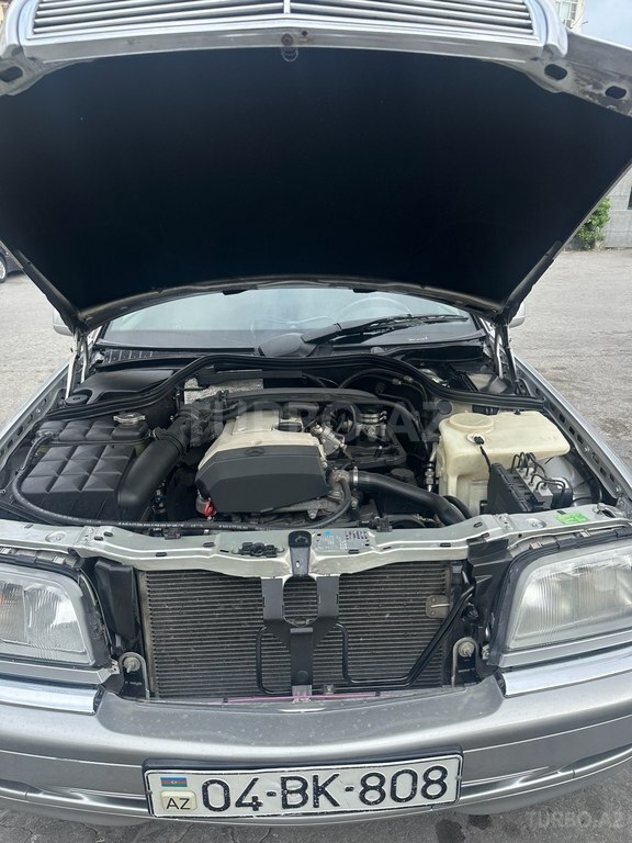 Mercedes C 180