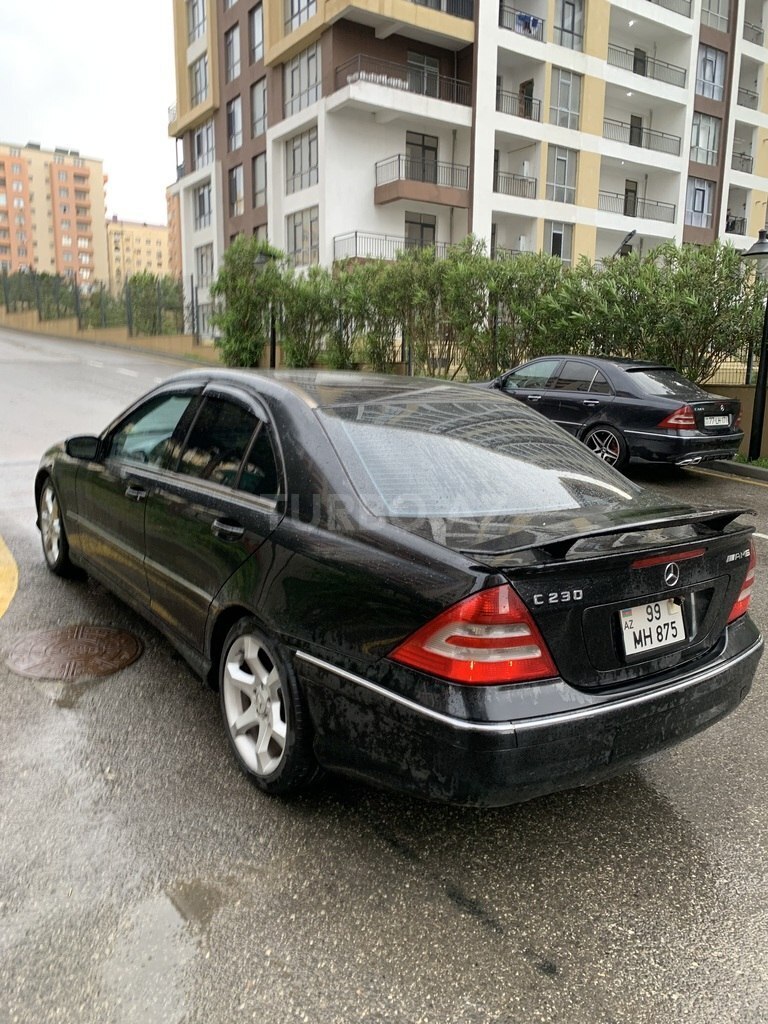 Mercedes C 230