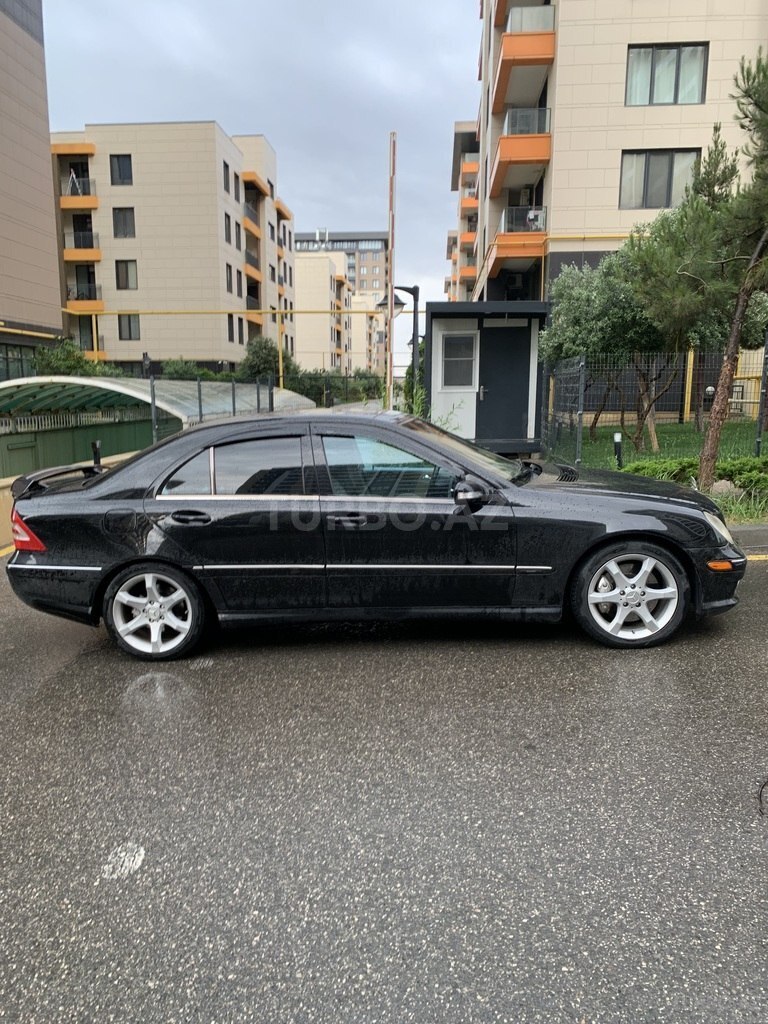Mercedes C 230