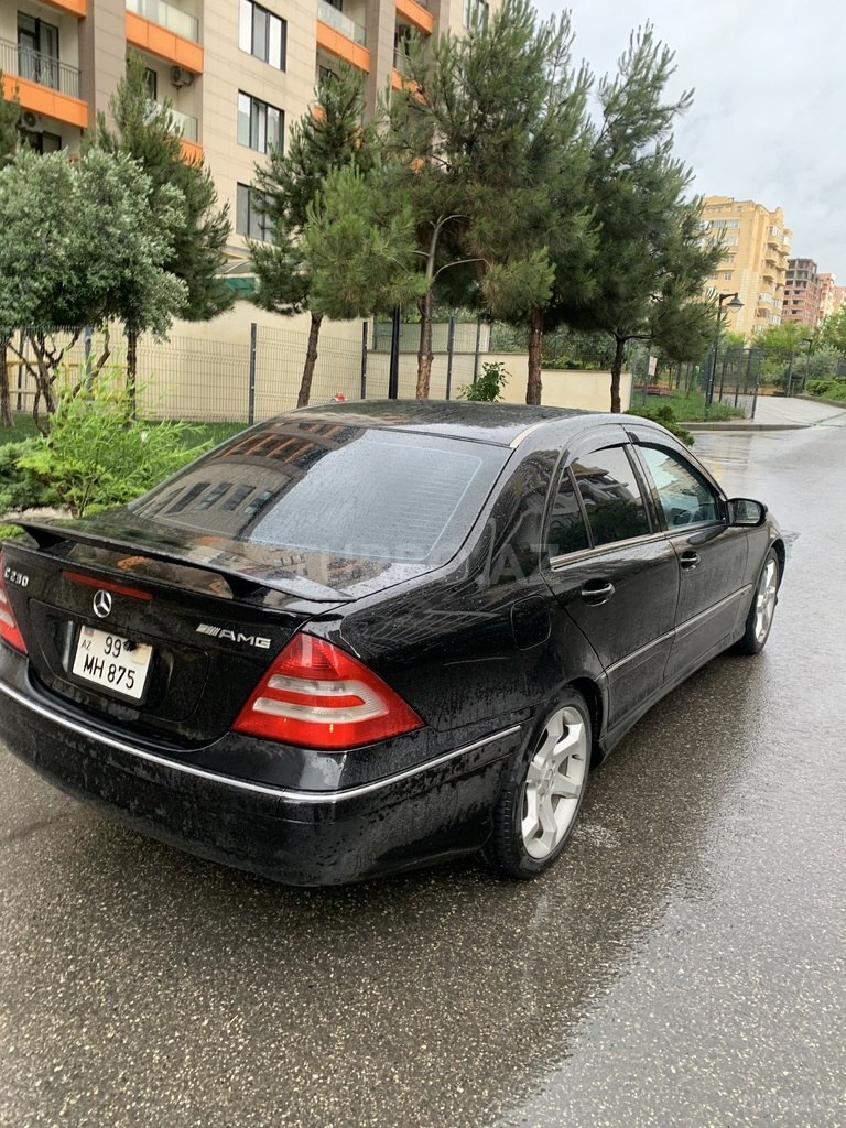 Mercedes C 230