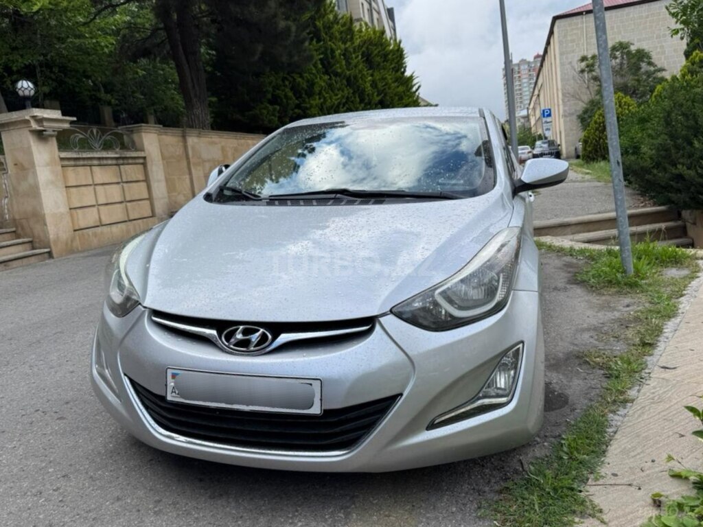 Hyundai Elantra