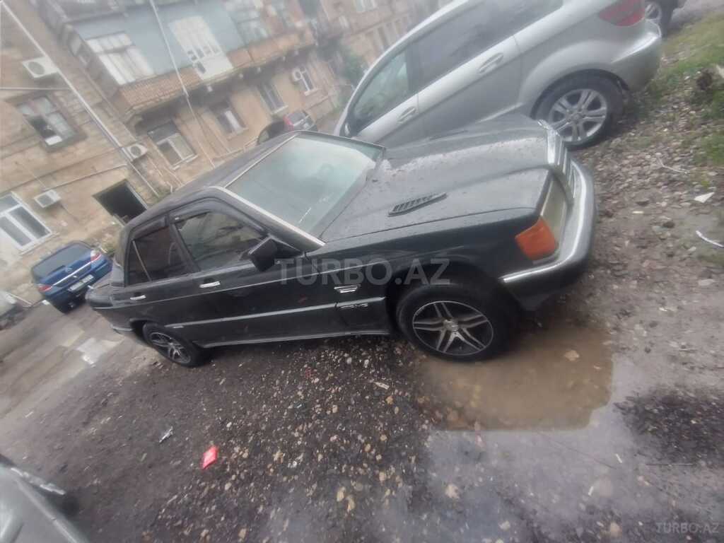 Mercedes 190