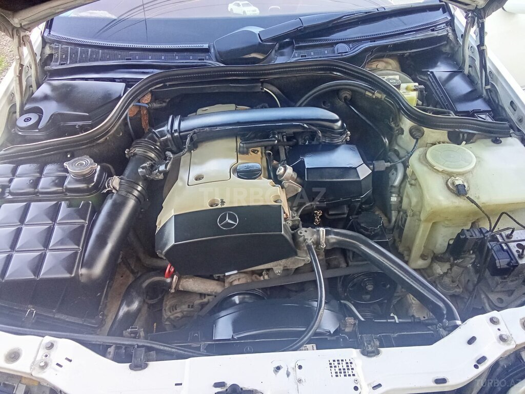 Mercedes C 180