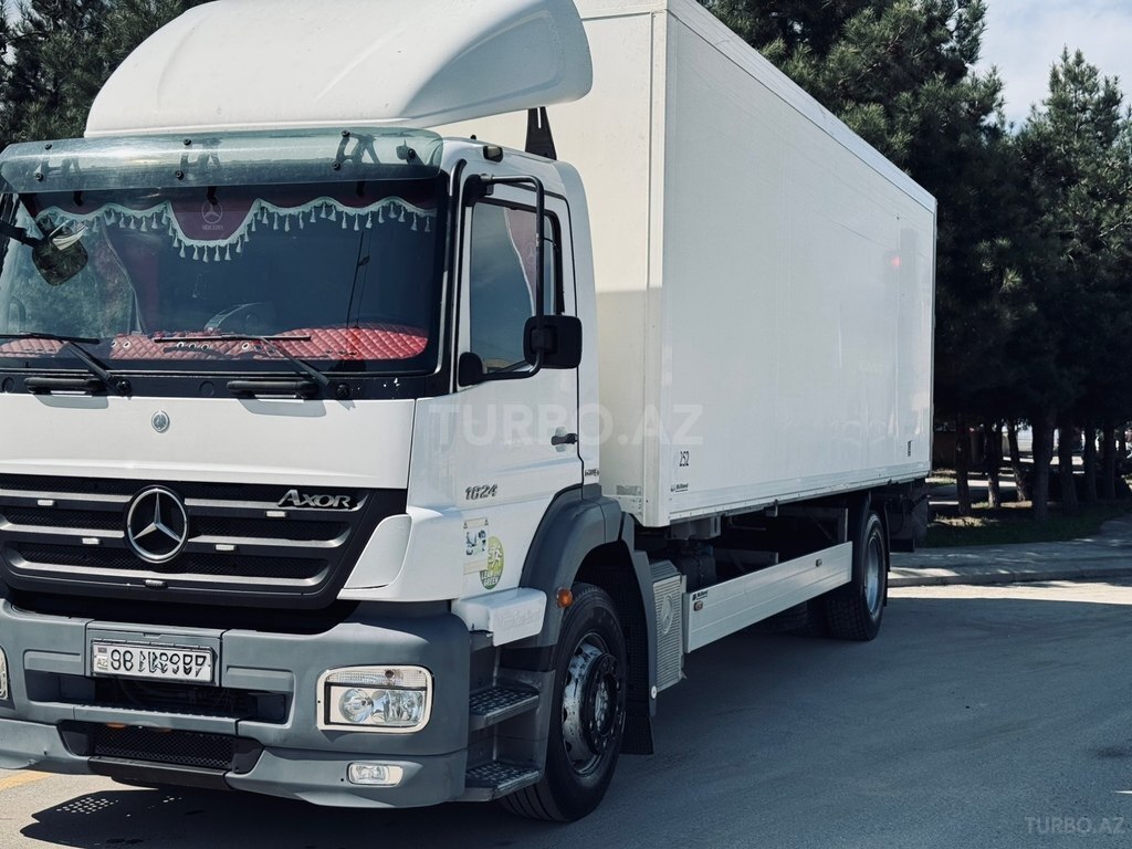 Mercedes Axor 1824