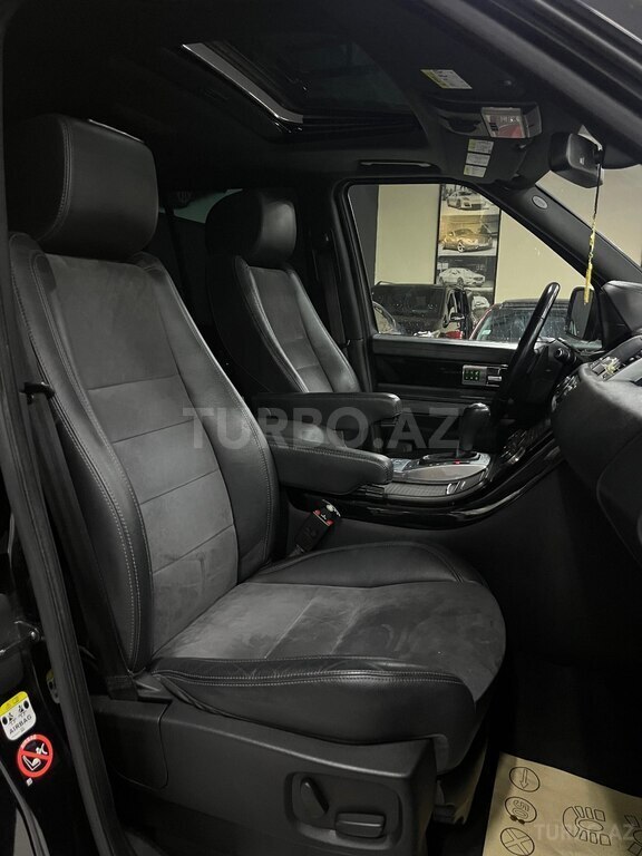 Land Rover RR Sport