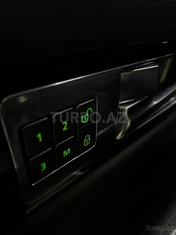 Land Rover RR Sport