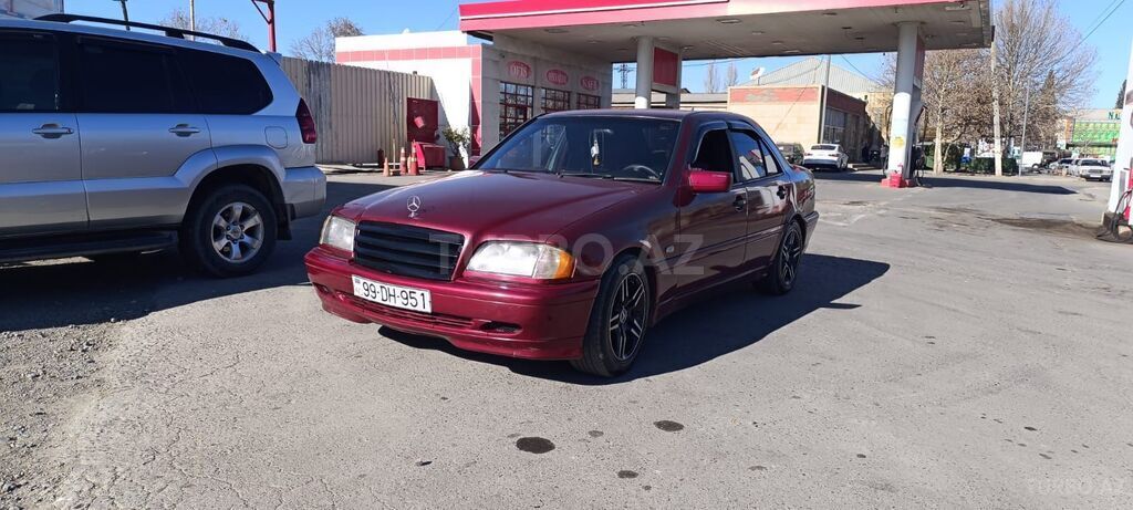 Mercedes C 180