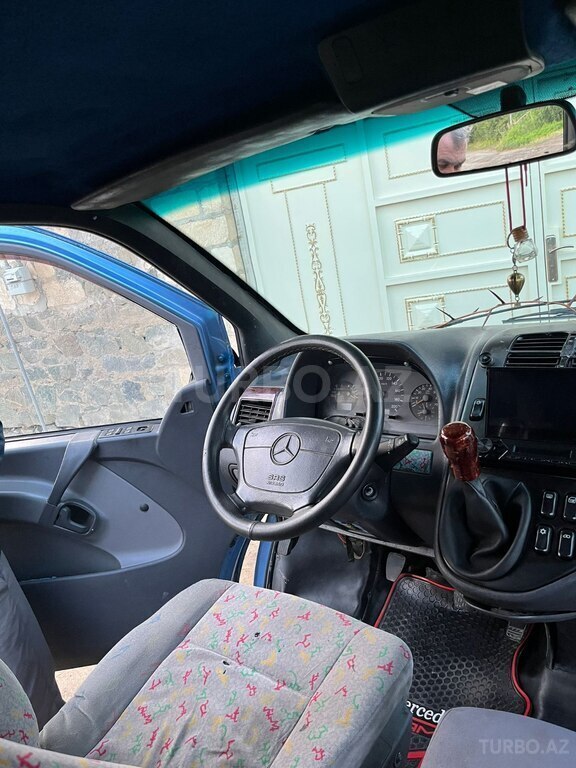 Mercedes Vito 114