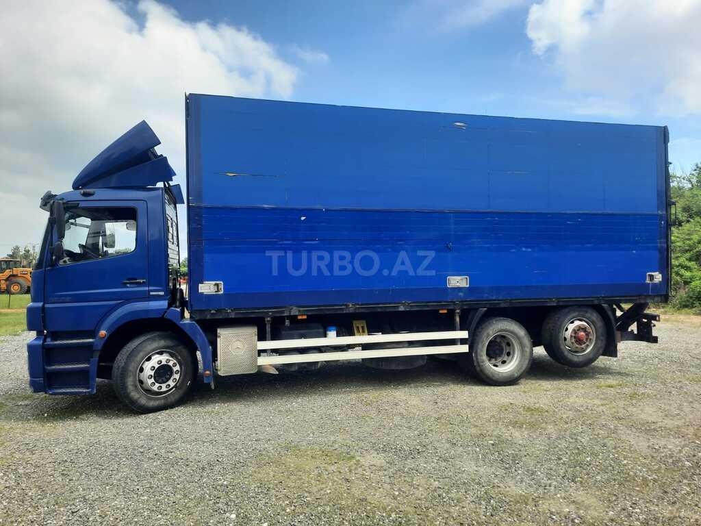 Mercedes Axor 2533