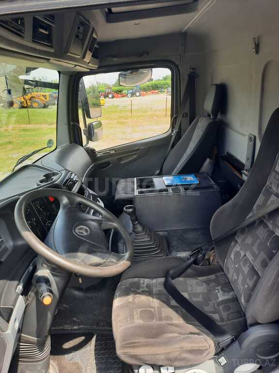 Mercedes Axor 2533